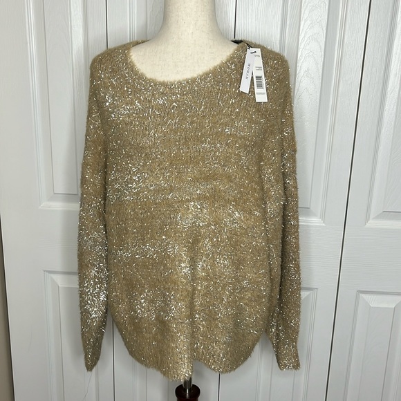 T Tahari Metallic Eyelash Knit Pullover
Sweater - Picture 1 of 7